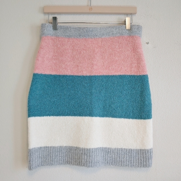 Lou & Gray for Loft Striped Knit Sweater and Mini Skirt Set Sz S Cozy Soft Fall - Picture 12 of 14